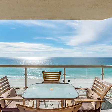 Awesome Home In Pensacola Beach With Heated Swimming Pool, Outdoor Swimming Pool And 2 Bedrooms